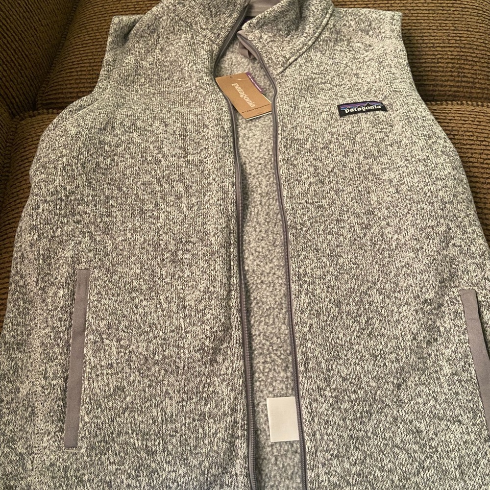 BRAND NEW PATAGONIA VEST!